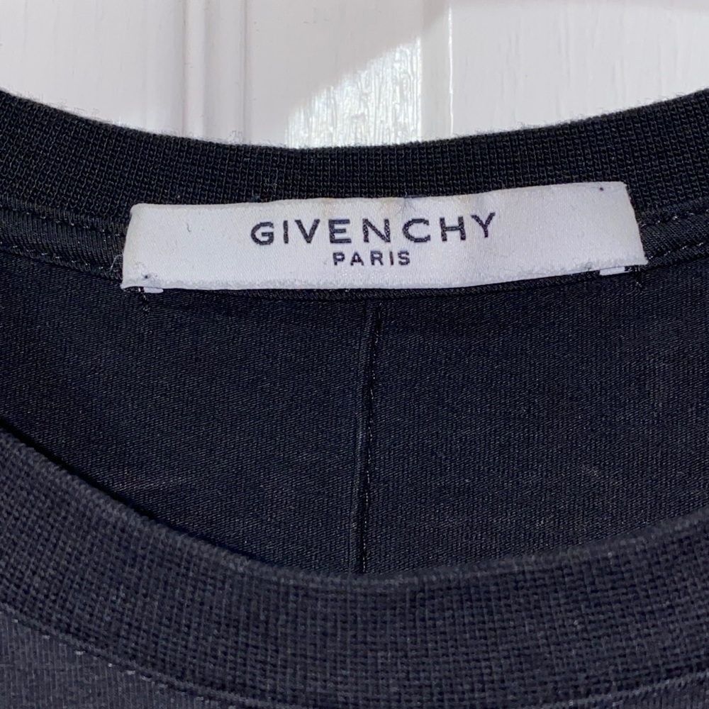Givenchy tee - Picture 2 of 2